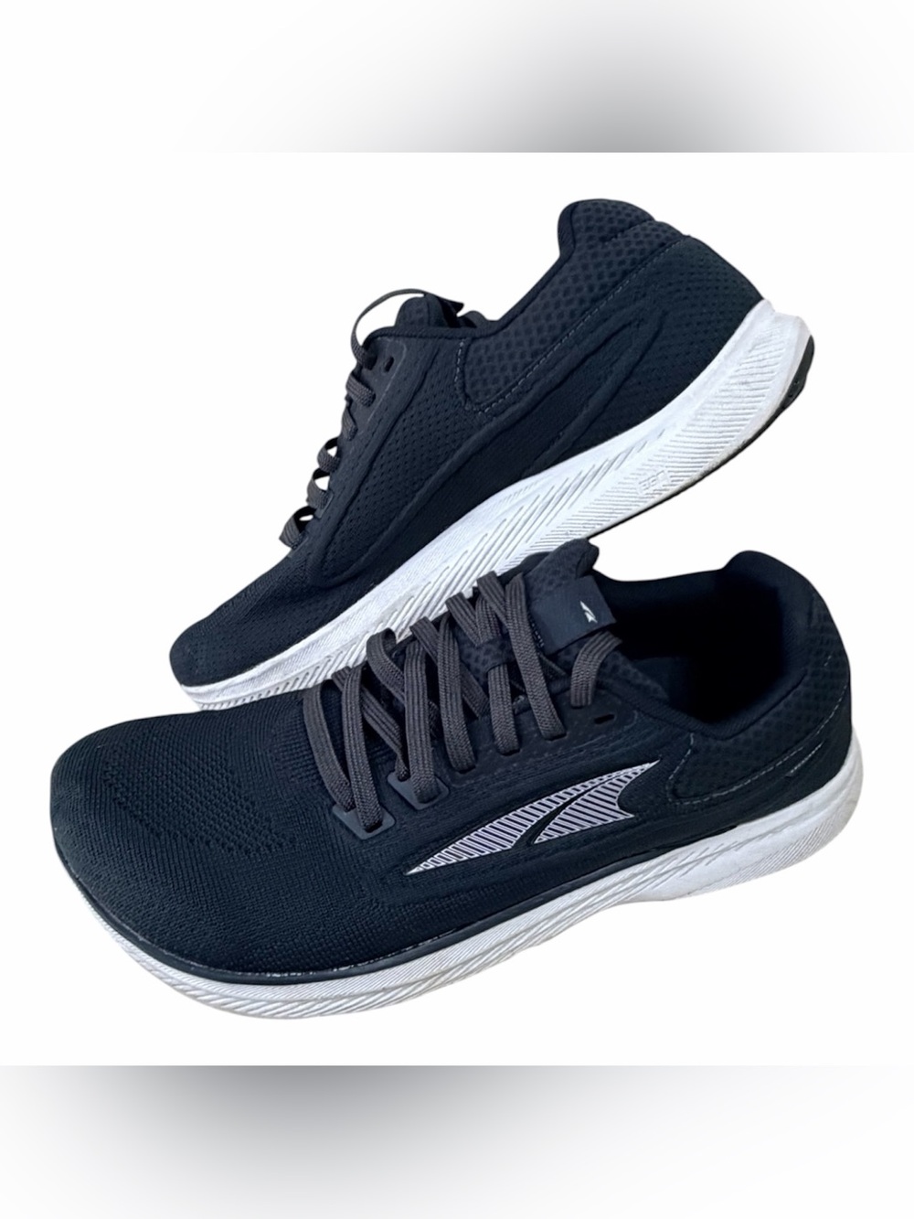 Altra Men's Escalante 3 road running shoe men’s size 9 black